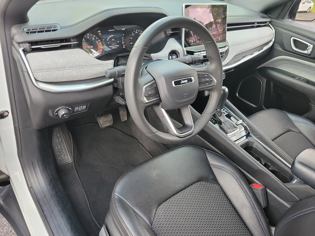 Used 2024 Jeep Compass Latitude SUV