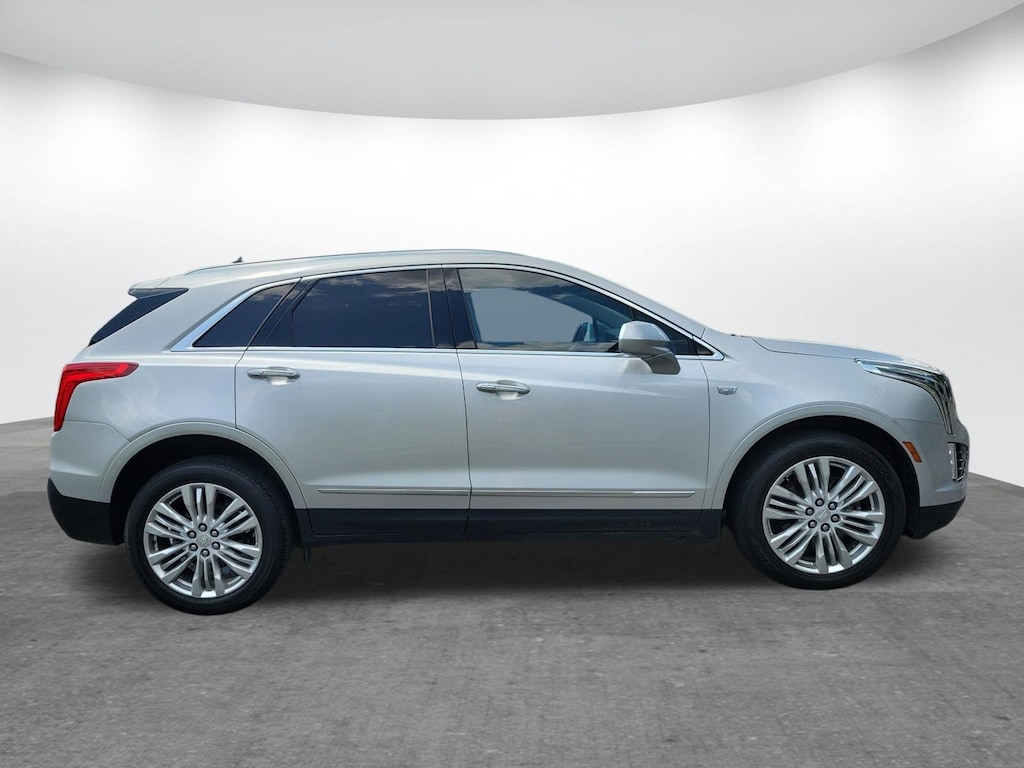 Used 2018 CADILLAC XT5 Premium Luxury SUV