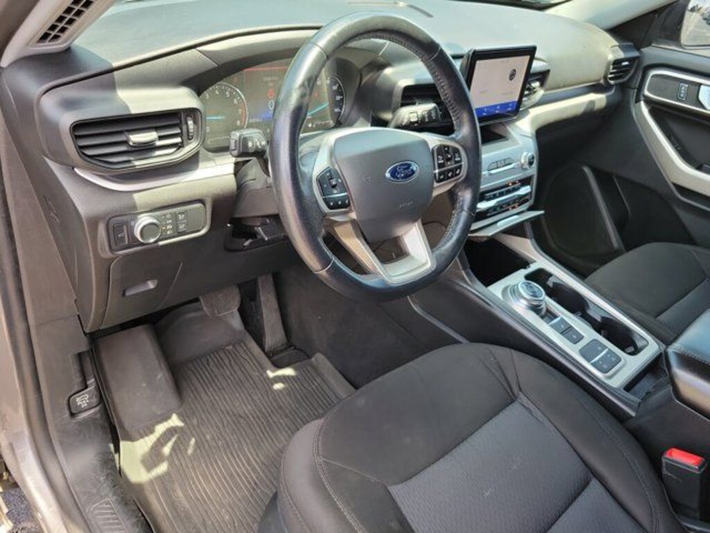 Used 2022 Ford Explorer XLT SUV