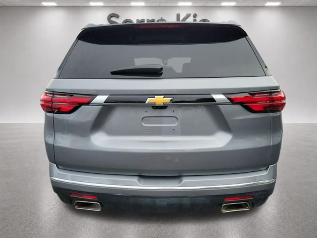 Used 2023 Chevrolet Traverse Premier SUV