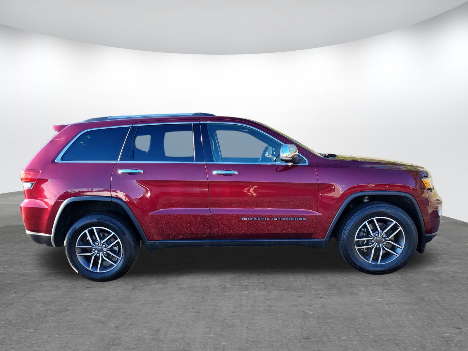 2022 Jeep Cherokee Limited photo 2
