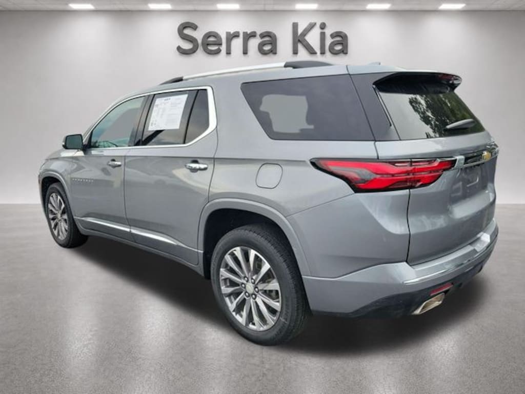 Used 2023 Chevrolet Traverse Premier SUV