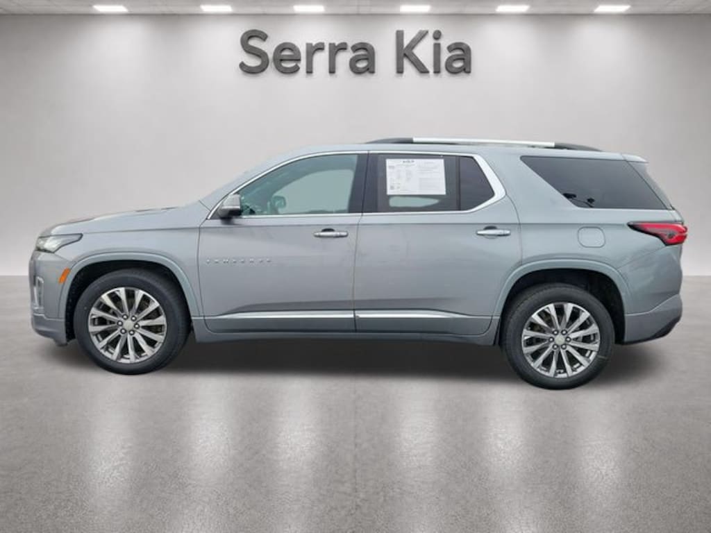 Used 2023 Chevrolet Traverse Premier SUV