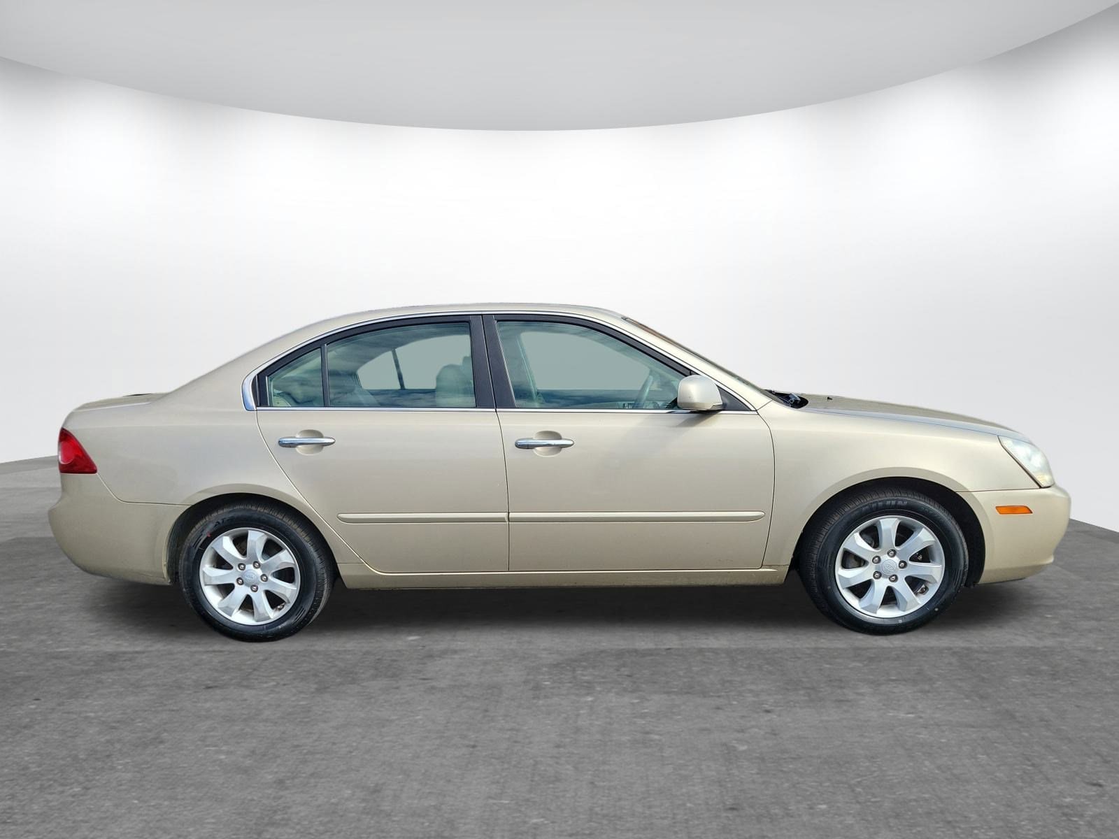 Used 2007 Kia New Optima EX with VIN KNAGE124275134993 for sale in Gardendale, AL