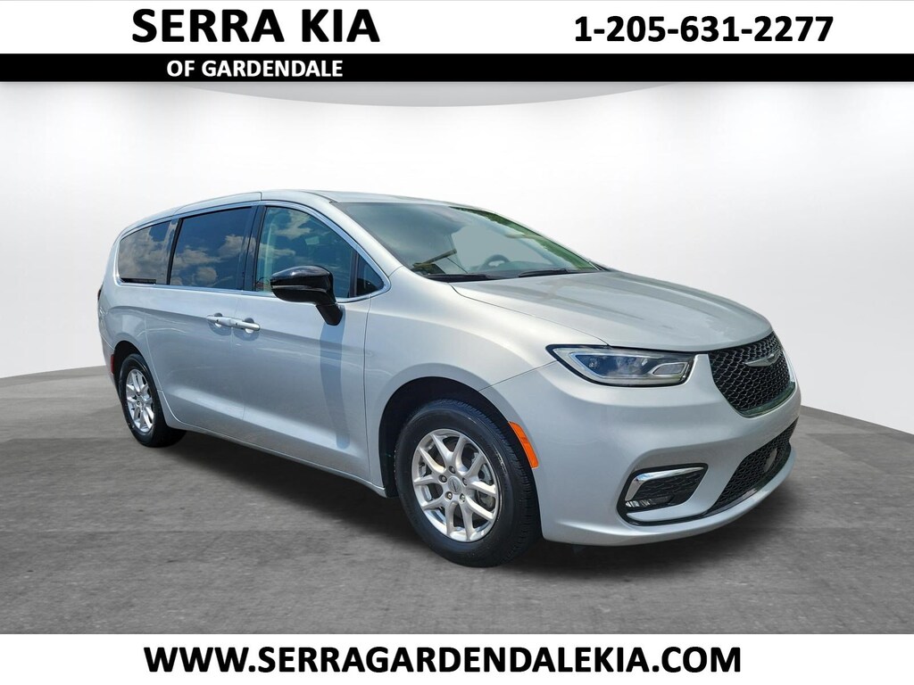 Used 2024 Chrysler Pacifica Touring L Van Passenger Van