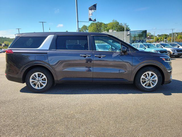 2023 Kia Carnival LX - Photo 6