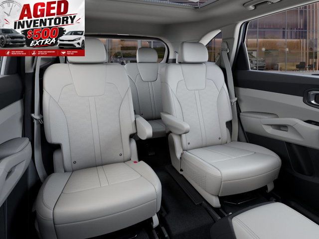 2025 Kia Sorento EX - Photo 16