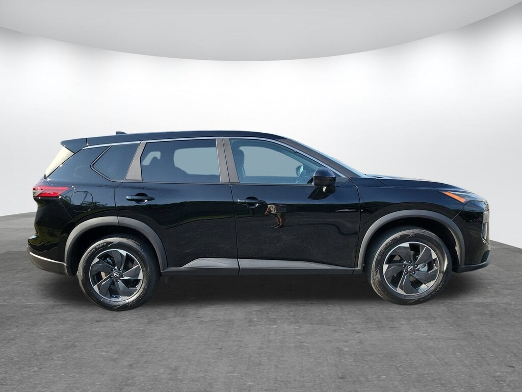 Used 2025 Nissan Rogue SV SUV