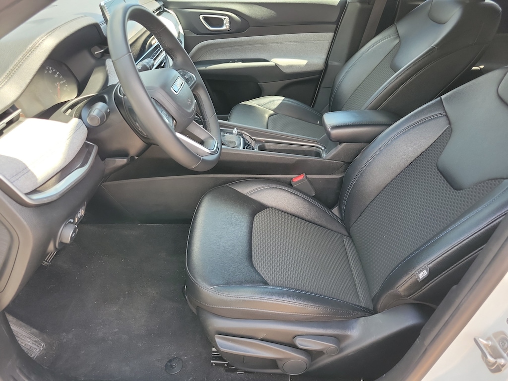 Used 2024 Jeep Compass Latitude SUV