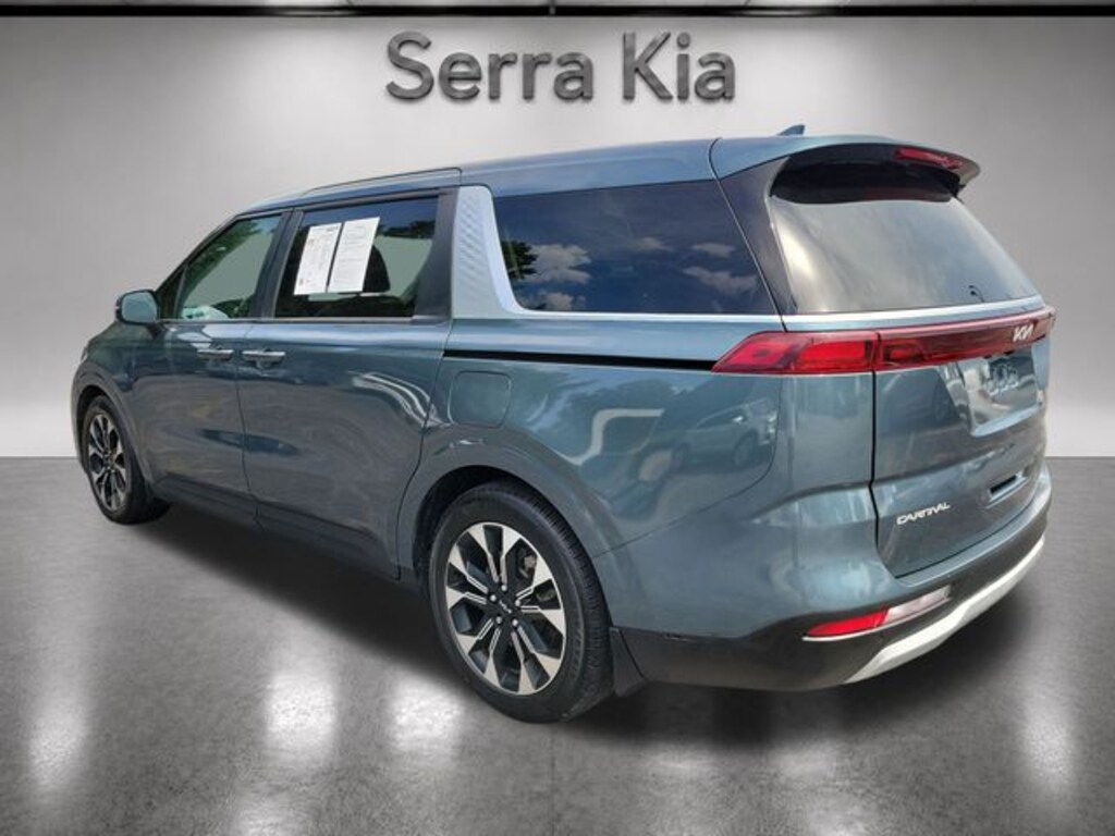 Used 2024 Kia Carnival EX MPV