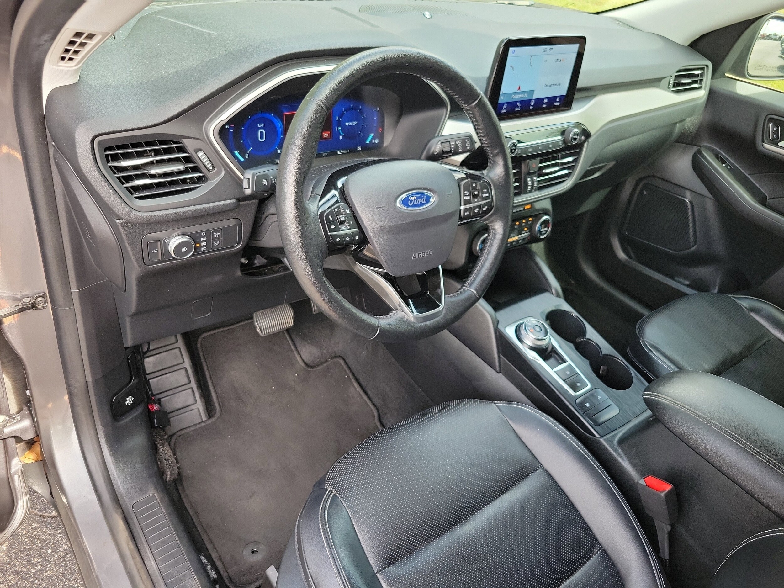 2021 Ford Escape SEL photo 3