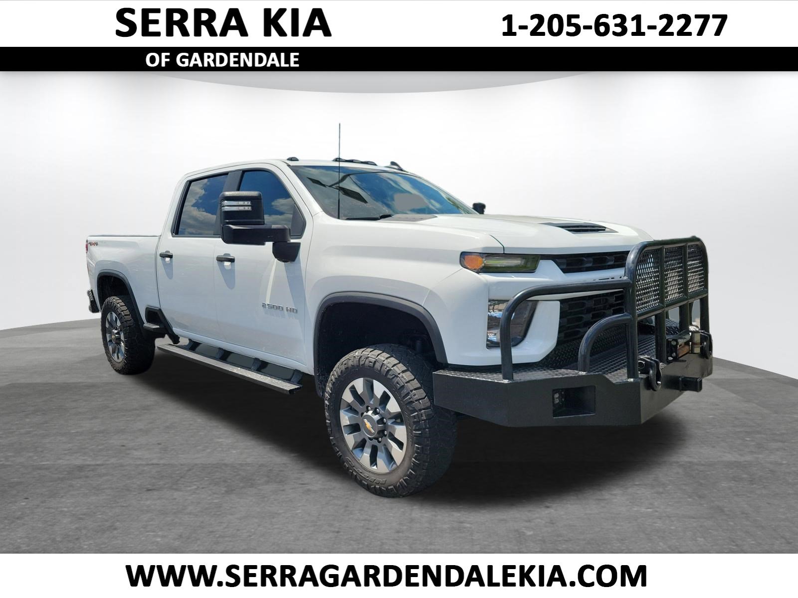 2023 Chevrolet Silverado HD Custom 4WD Crew Cab Standard Box's photo