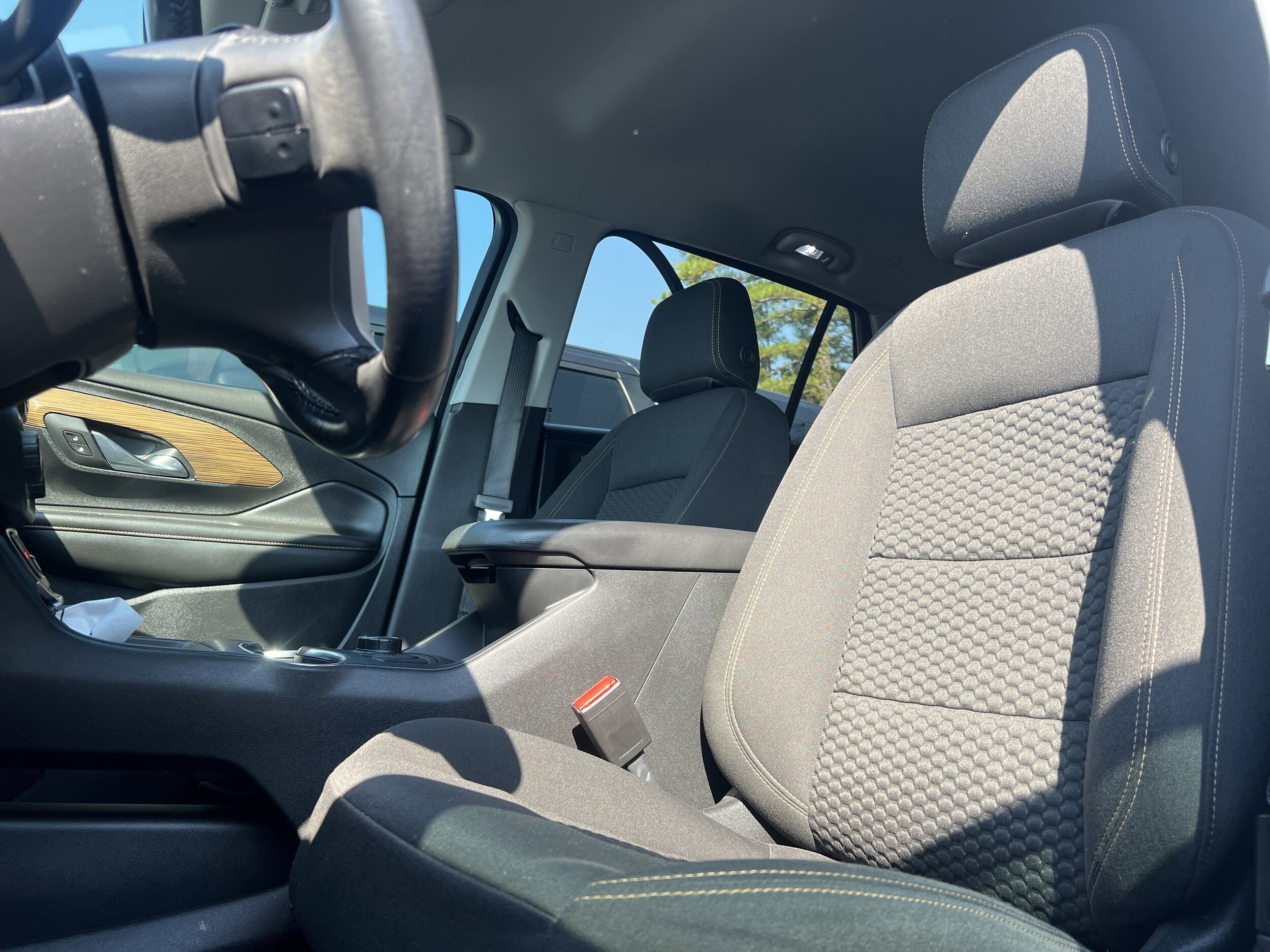 2020 Gmc Terrain SLE photo 2