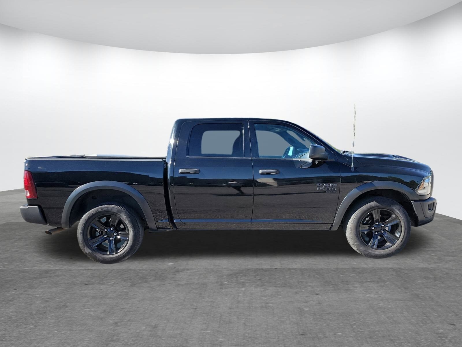2024 Ram 1500 Classic Warlock SLT photo 2