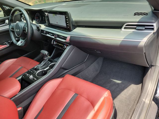 2024 Kia K5 GT-Line - Photo 11
