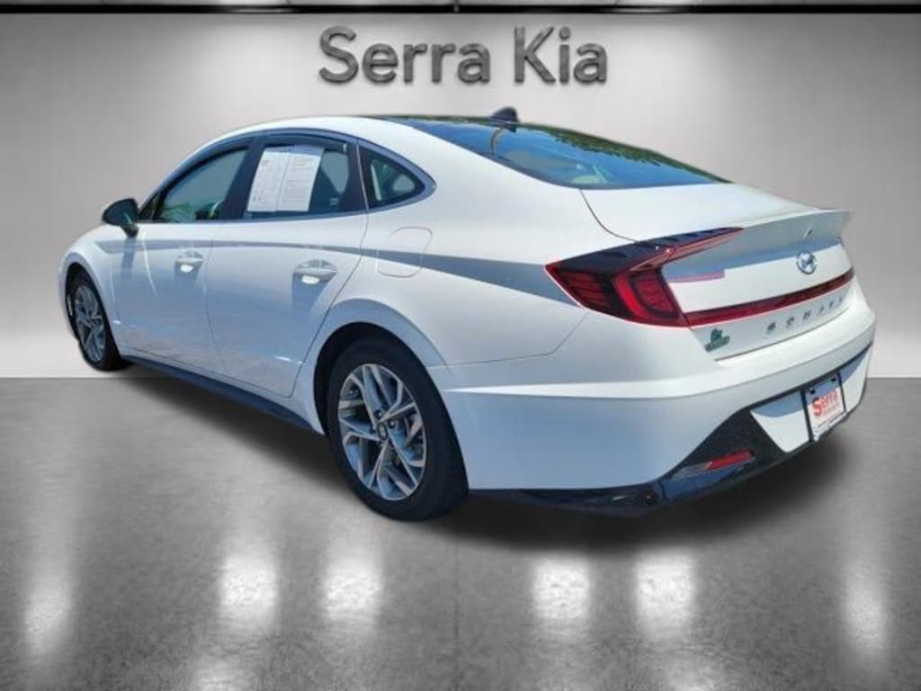 Used 2023 Hyundai Sonata SEL Sedan