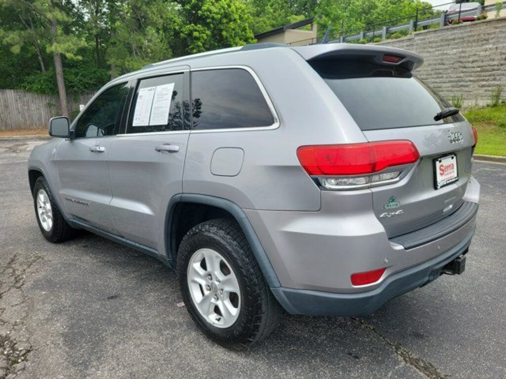 Used 2017 Jeep Grand Cherokee Laredo 4x4 SUV