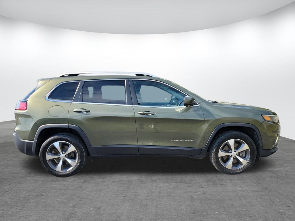 Used 2020 Jeep Cherokee Limited SUV