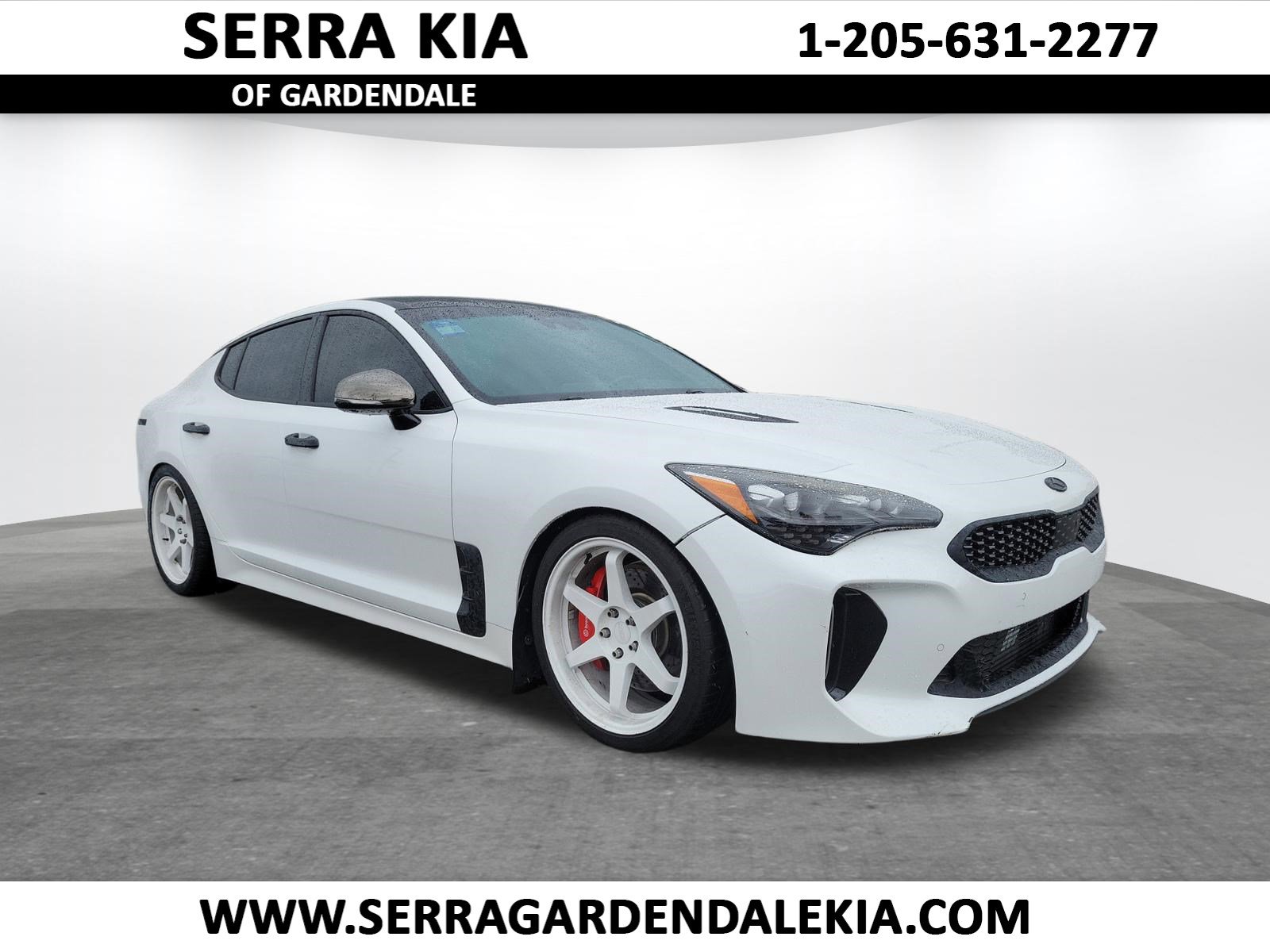 2019 Kia Stinger GT2's photo