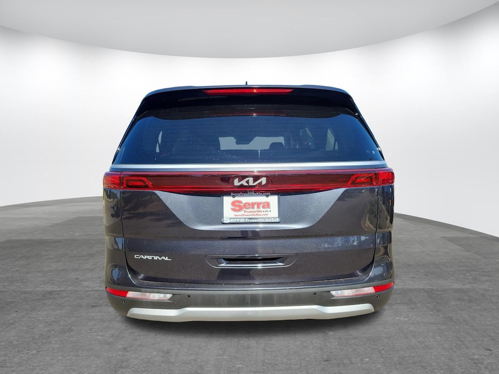 Used 2023 Kia Carnival LX MPV