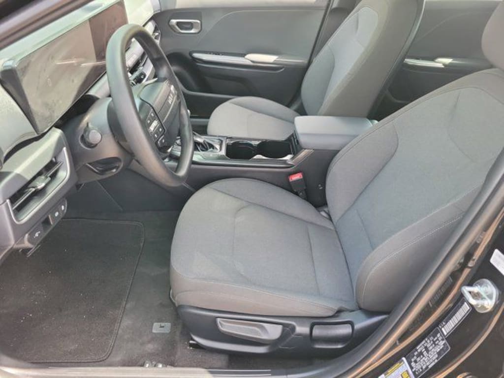 Used 2025 Kia K4 LXS Sedan