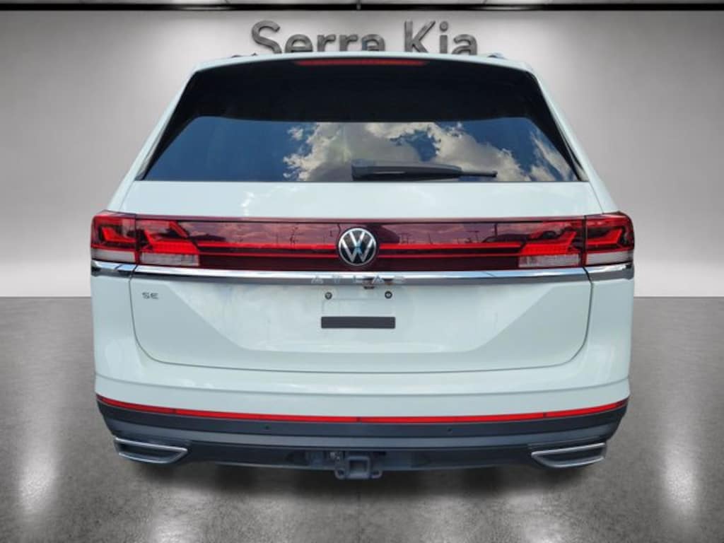 Used 2025 Volkswagen Atlas 2.0T SE w/Technology SUV