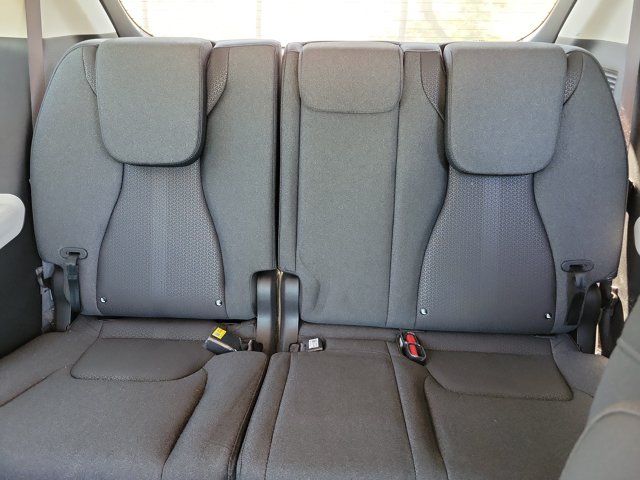 2023 Kia Carnival LX - Photo 18