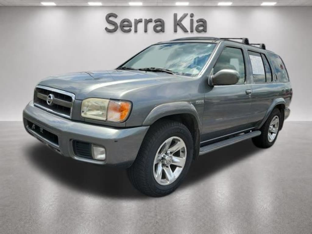Used 2004 Nissan Pathfinder LE Platinum SUV
