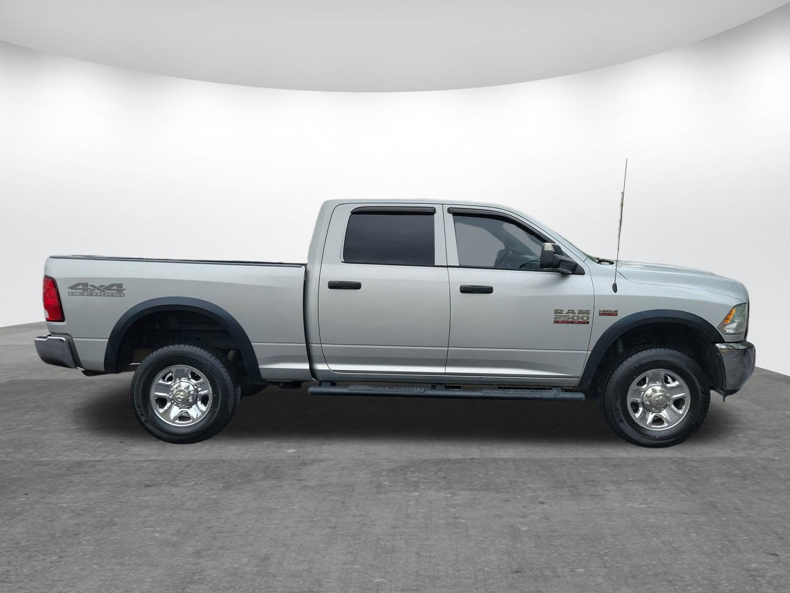 Used 2018 RAM Ram 2500 Pickup Tradesman with VIN 3C6UR5CJ3JG189482 for sale in Gardendale, AL