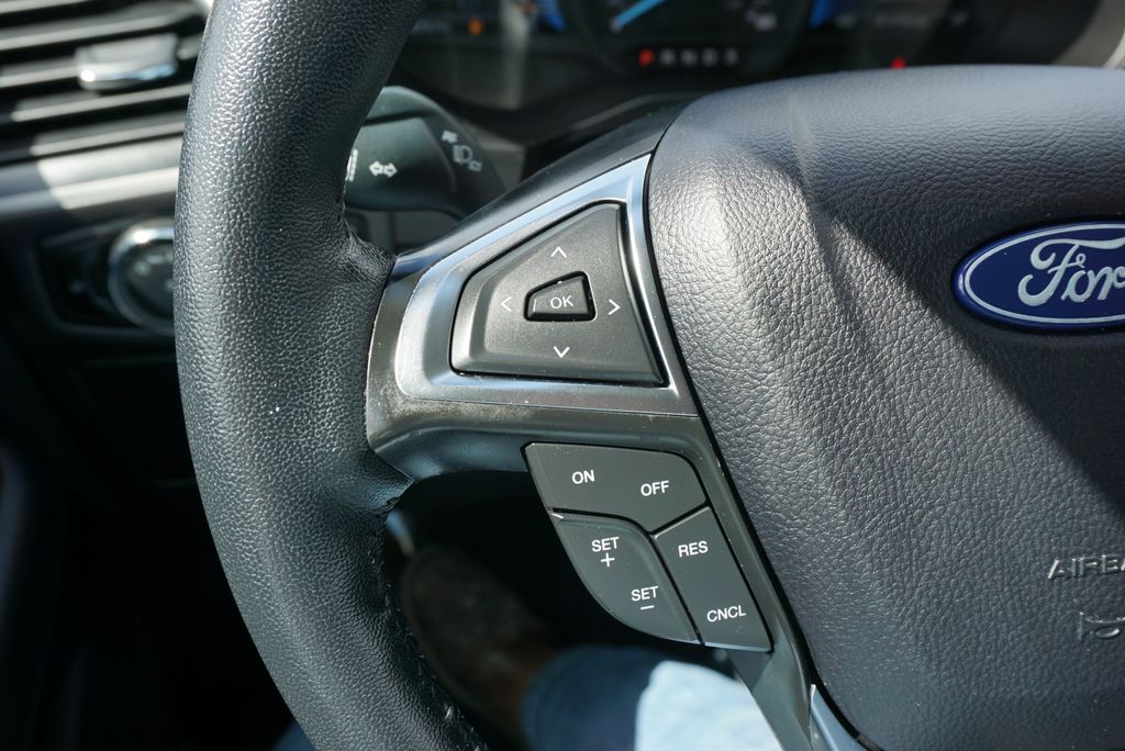 2024 Ford Edge SEL - Photo 24
