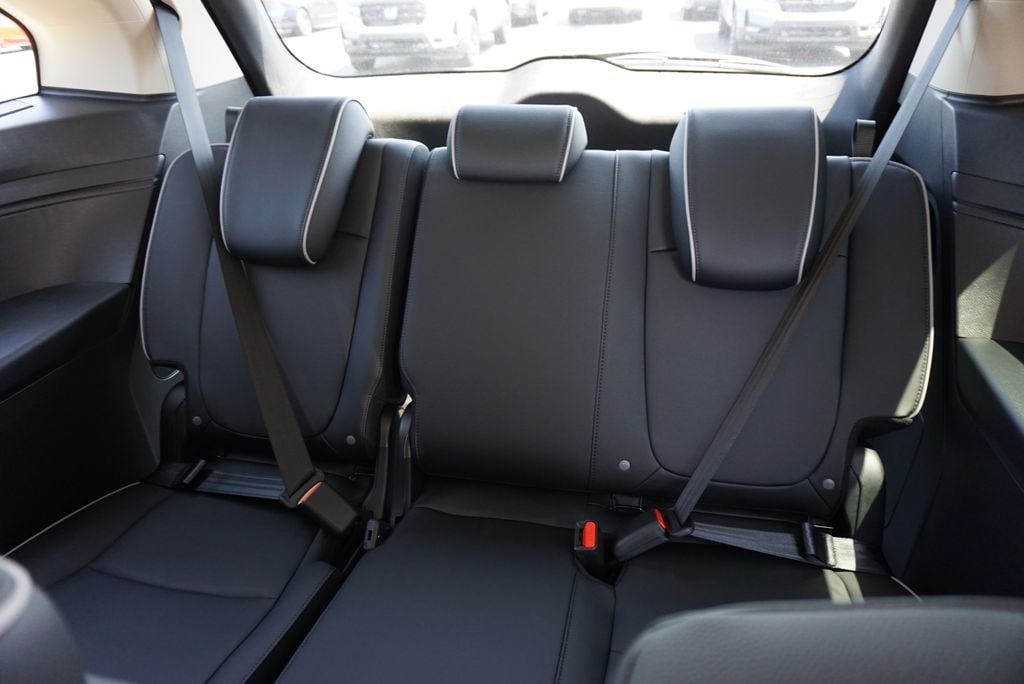 2026 Honda Odyssey Touring - Photo 12