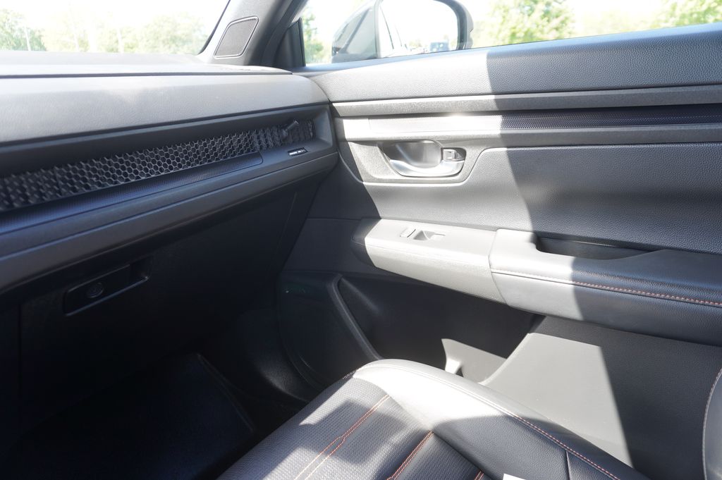 2024 Honda CR-V Sport-L - Photo 33