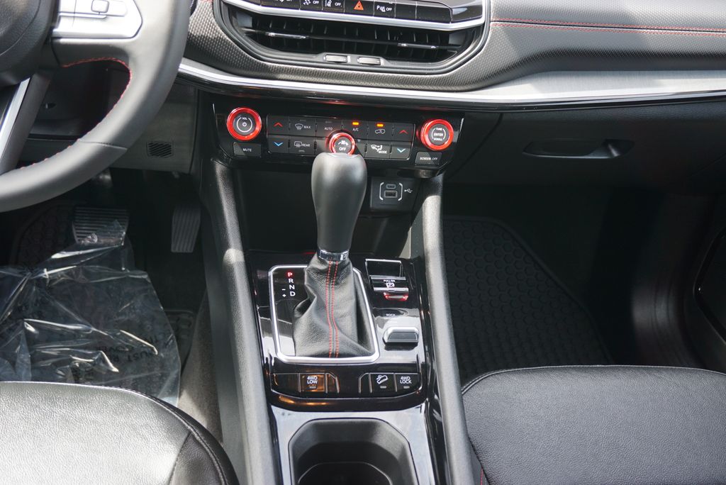 2023 Jeep Compass Trailhawk - Photo 17