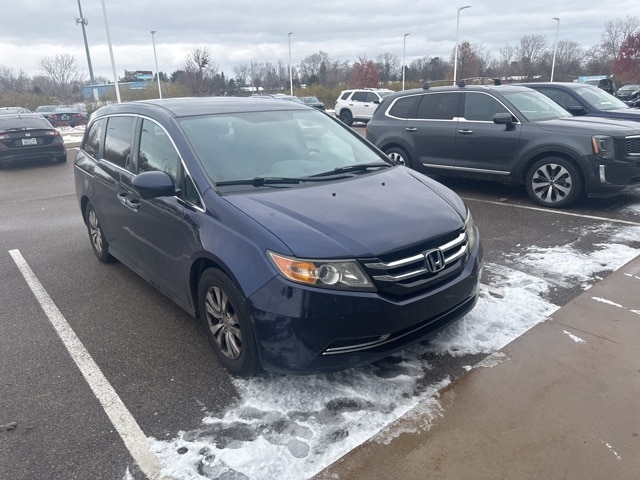 2014 Honda Odyssey EX photo 2