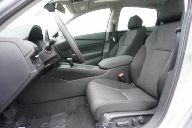 2025 Honda Accord SE - Photo 17