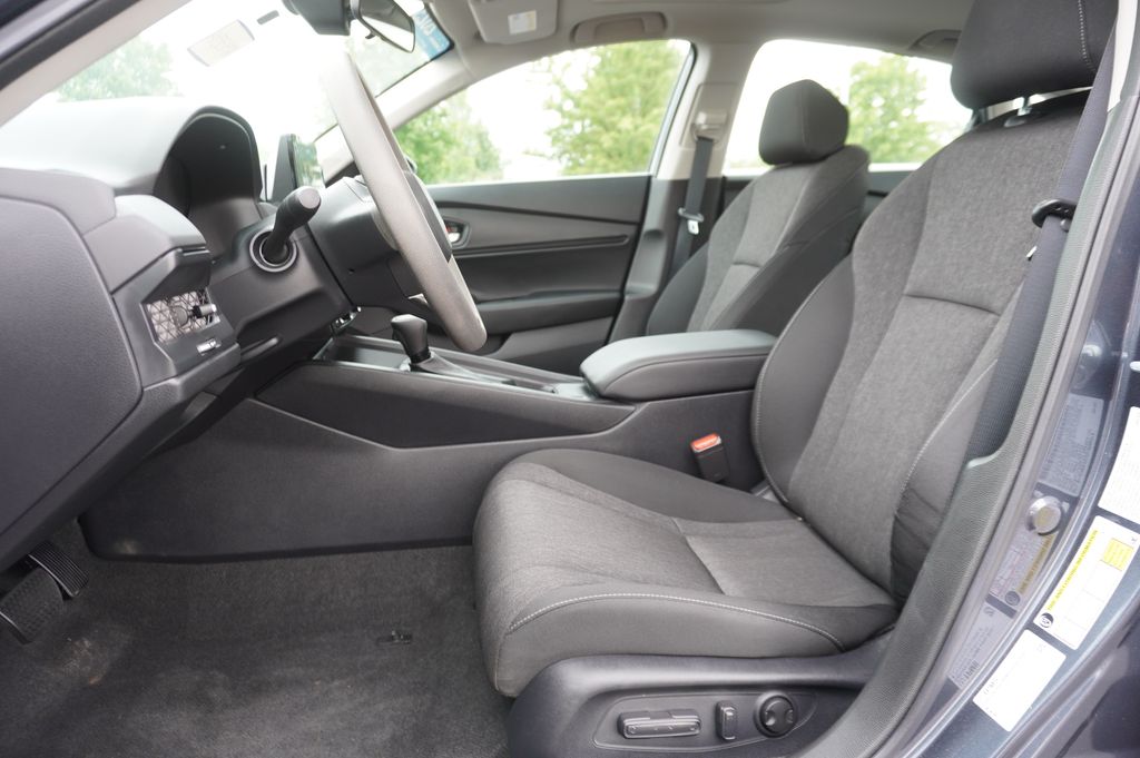 2024 Honda Accord EX - Photo 17