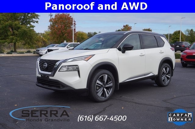 2023 Nissan Rogue SL's photo