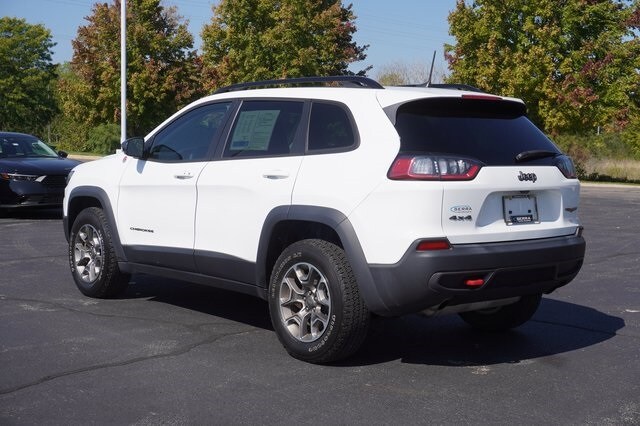 2022 Jeep Cherokee Trailhawk photo 3