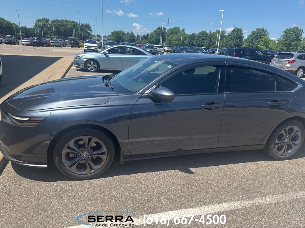 2024 Honda Accord 1.5T EX CVT's photo