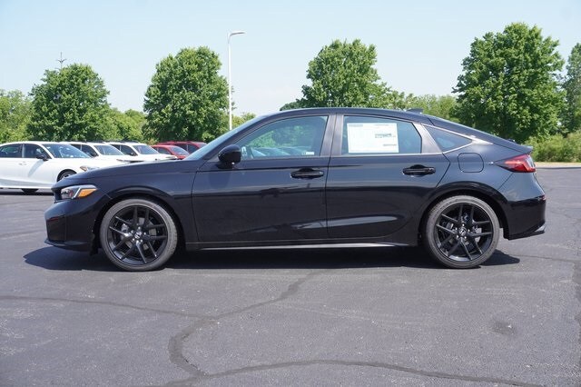 2026 Honda Civic Sport photo 2