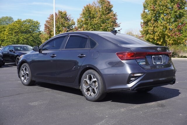 2021 Kia Forte FE LXS photo 3
