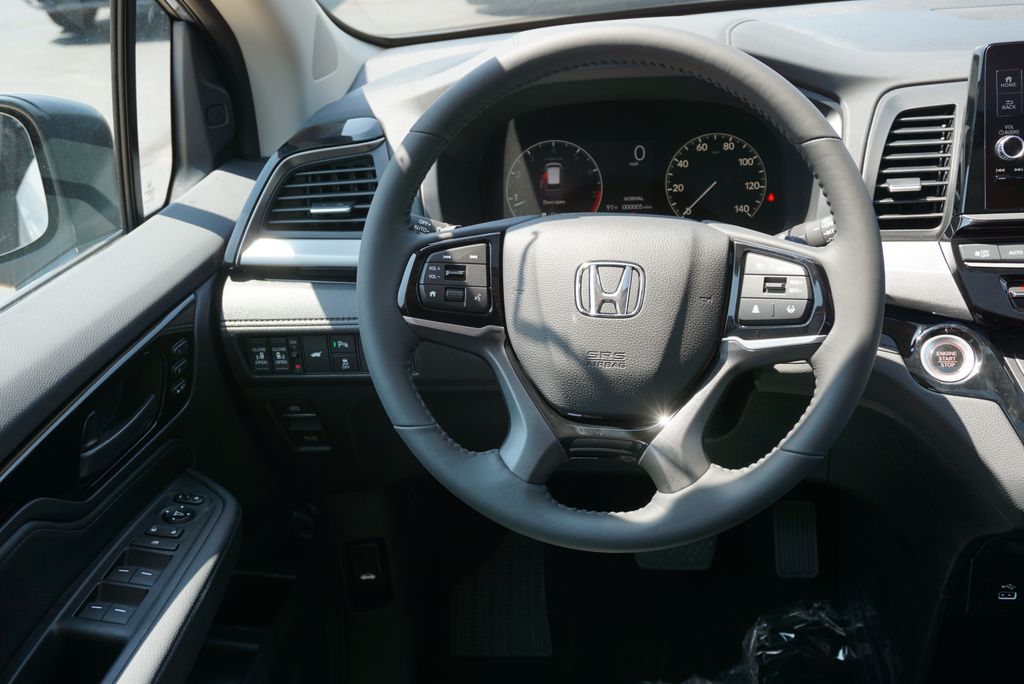2026 Honda Odyssey Touring - Photo 15