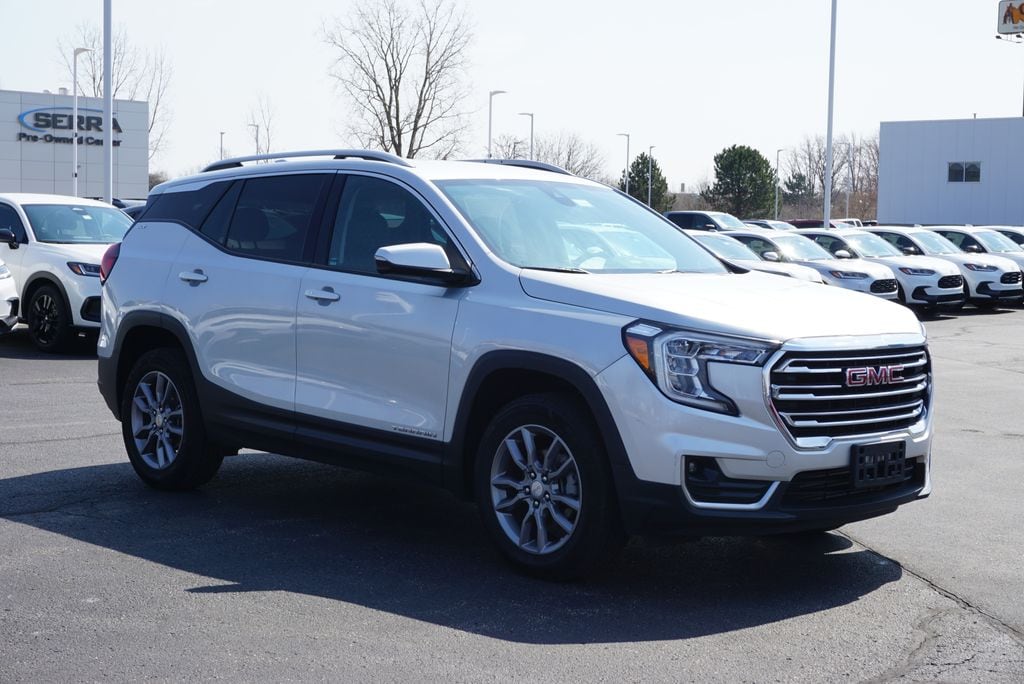 2022 GMC Terrain SLT - Photo 8