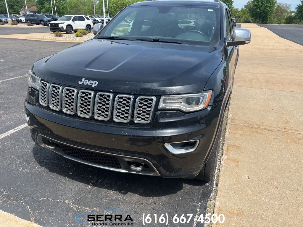 2017 Jeep Grand Cherokee Overland 4WD's photo