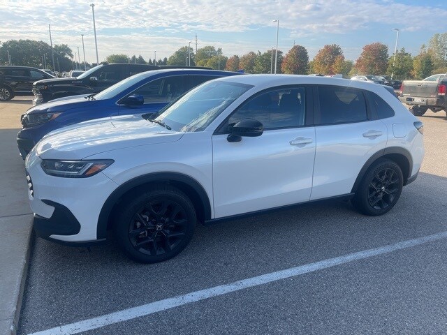 2024 Honda HR-V Sport photo 2