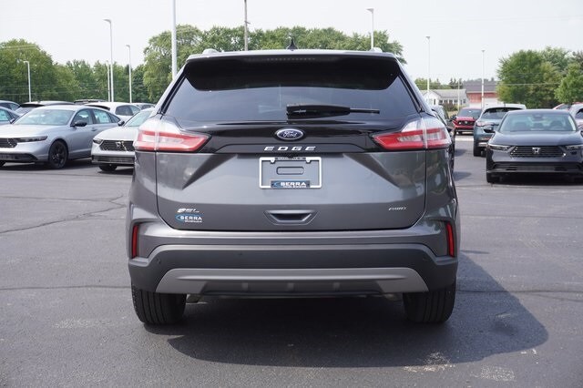 2023 Ford Edge SEL photo 4
