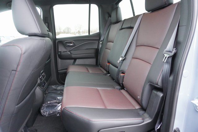 2026 Honda Ridgeline Black Edition - Photo 10
