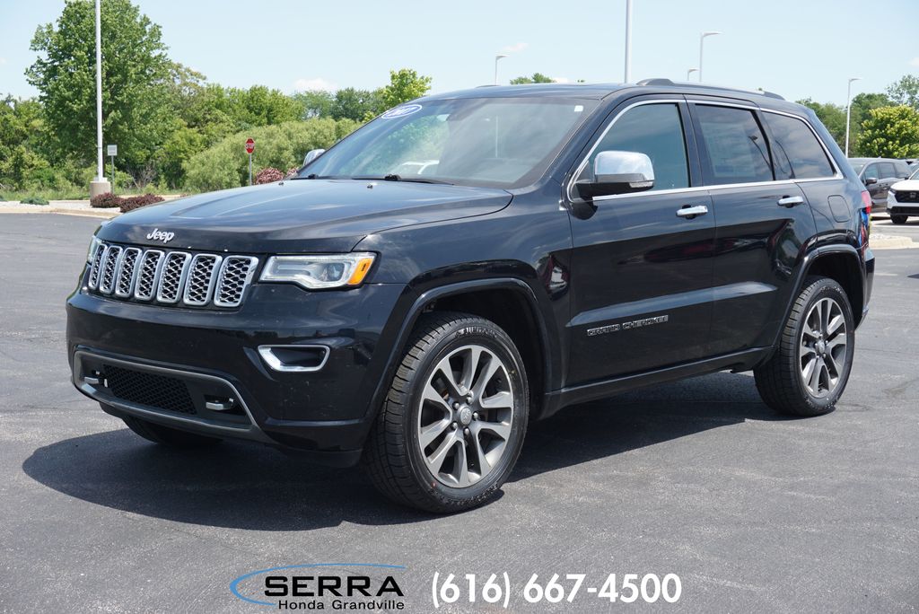 2017 Jeep Grand Cherokee Overland 4WD's photo
