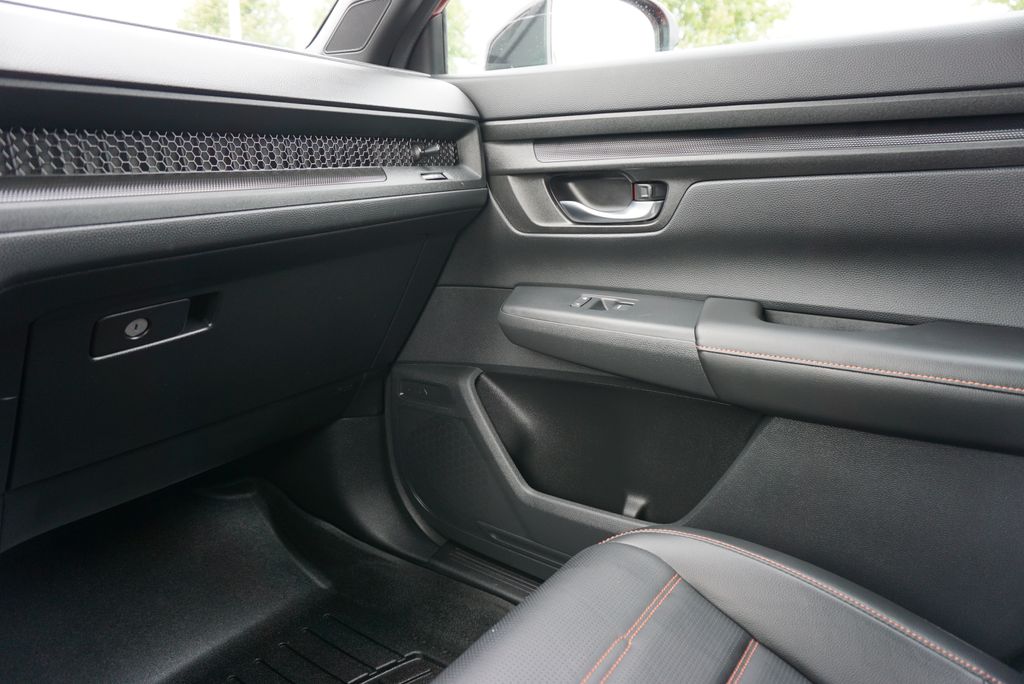 2025 Honda CR-V Sport-L - Photo 32