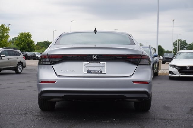 2025 Honda Accord SE photo 4